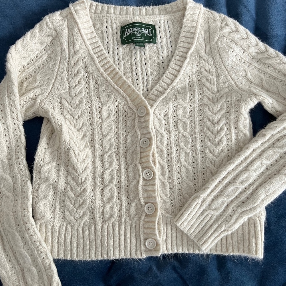 AE cropped button up cardigan